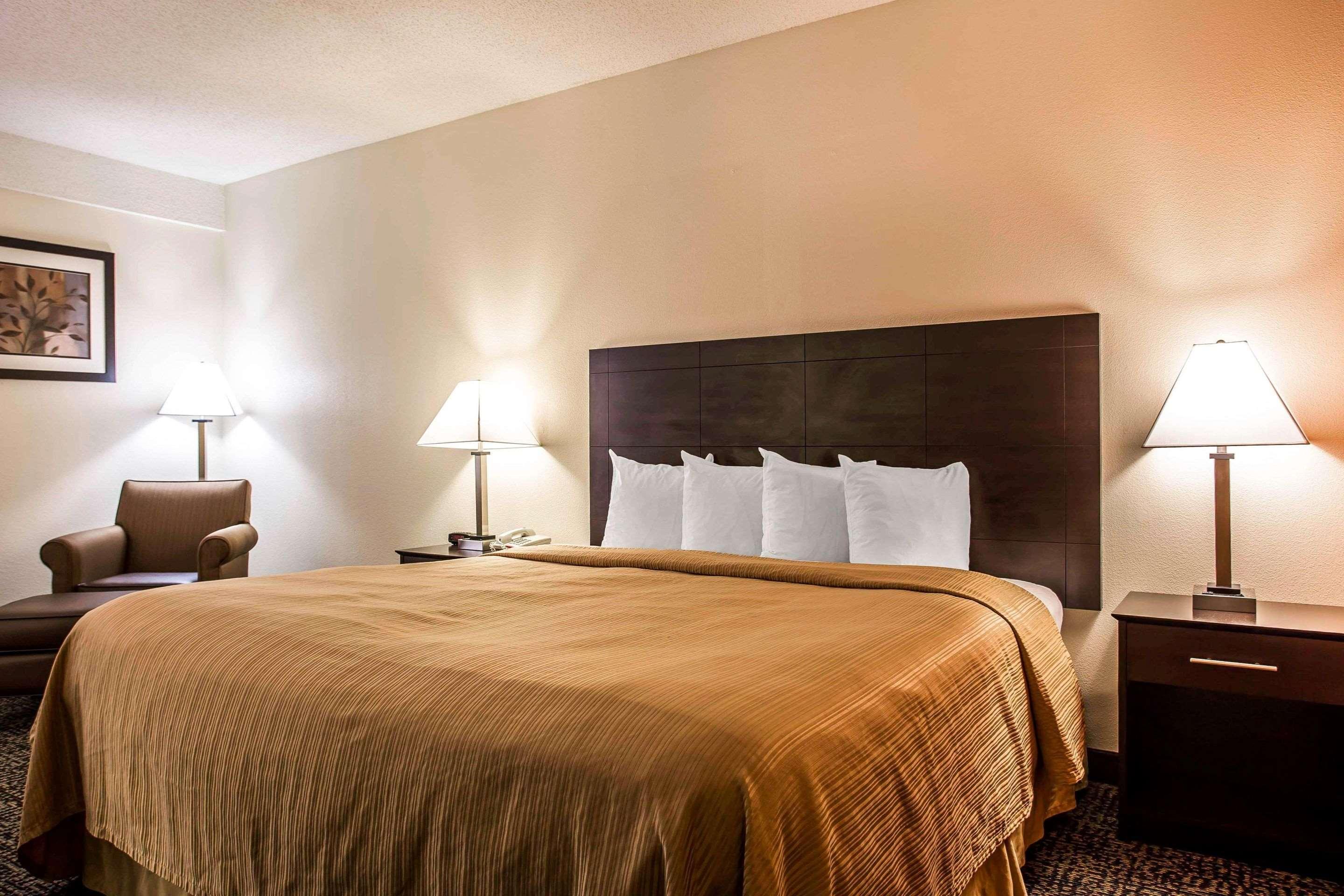 Quality Inn Union Us Hwy 176 Exterior photo